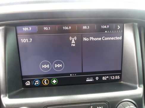 Used 2020 Chevrolet Colorado LT w/ LT Convenience Package AWD/4WD image 22