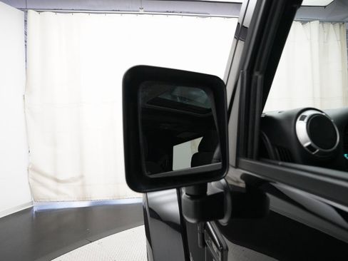 Used 2017 Jeep Wrangler Sahara w/ Connectivity Group image 22