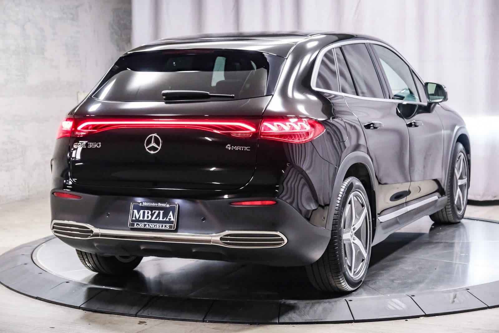 Certified 2023 Mercedes-Benz EQE 350+ 4MATIC SUV image 4