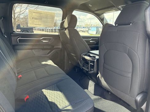 New 2026 RAM 1500 4x4 Crew Cab image 12