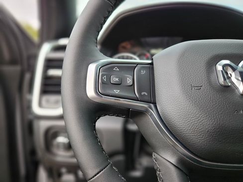 New 2026 RAM 1500 4x4 Crew Cab image 28