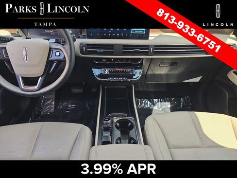 Certified 2025 Lincoln Corsair Reserve image 13