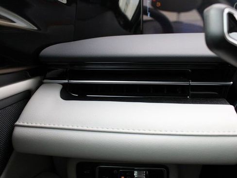 New 2026 Lincoln Nautilus Reserve image 32