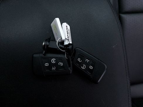 Used 2019 Volkswagen Atlas SE w/ Towing Package FWD image 26