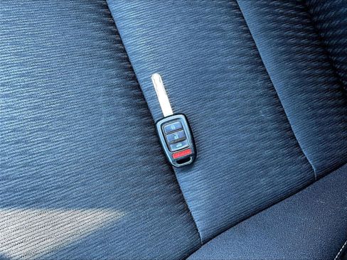 Used 2013 Honda Accord Sport image 32