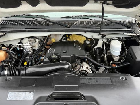 Used 2002 Chevrolet Silverado 3500 LS w/ Electrical Convenience Pkg image 5