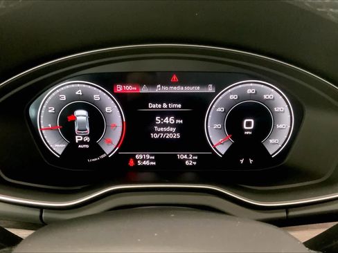 Used 2024 Audi Q5 2.0T Premium Plus image 17