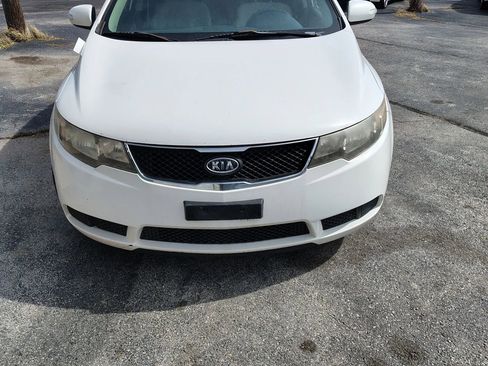 Used 2010 Kia Forte EX image 6