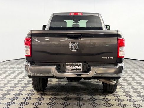 Used 2024 RAM 3500 Tradesman w/ Chrome Appearance Group AWD/4WD image 7