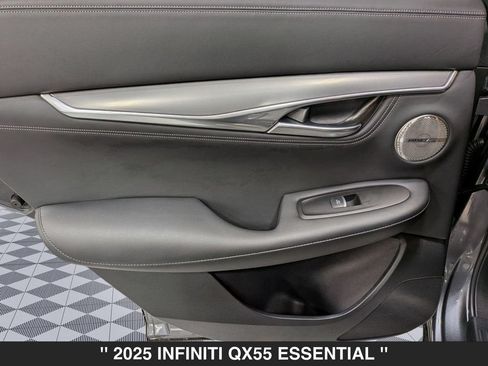 Used 2025 INFINITI QX55 Essential w/ Accent Package AWD/4WD image 26