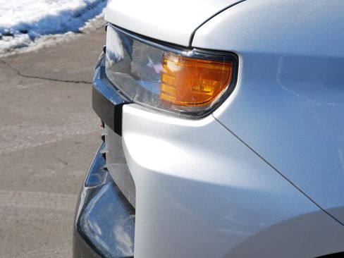 Used 2020 Chevrolet Silverado 1500 Custom Trail Boss w/ Custom Convenience Package image 16