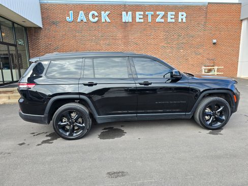 Used 2021 Jeep Grand Cherokee L Laredo image 8