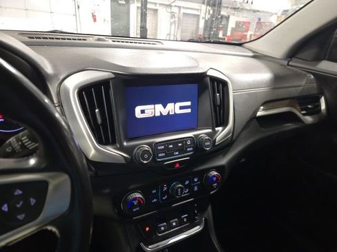 Used 2018 GMC Terrain SLE w/ Driver Convenience Package FWD image 15
