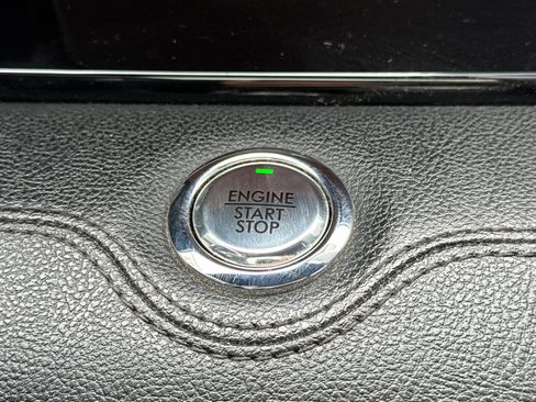 Used 2019 Lincoln Navigator Reserve AWD/4WD image 24