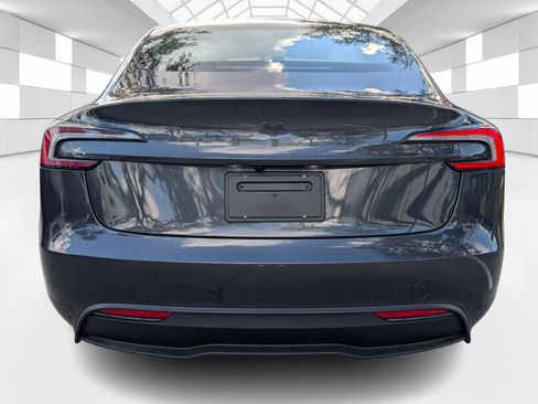 Used 2025 Tesla Model 3 image 6