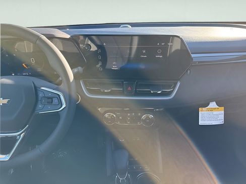 New 2026 Chevrolet TrailBlazer LT w/ Convenience Package AWD/4WD image 34