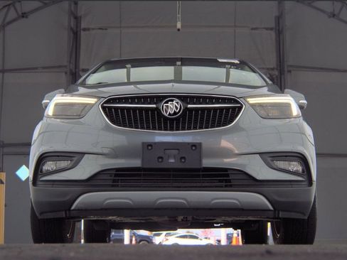 Used 2020 Buick Encore Essence image 5