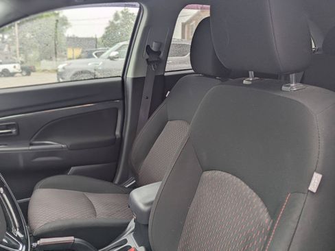 Used 2017 Mitsubishi Outlander Sport ES AWD/4WD image 10
