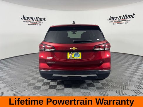 Used 2024 Chevrolet Equinox LT image 8