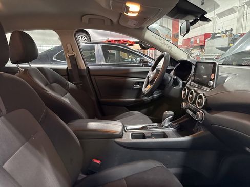 Used 2024 Nissan Sentra SV FWD image 13