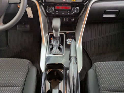 Used 2026 Mitsubishi Eclipse Cross ES AWD/4WD image 17