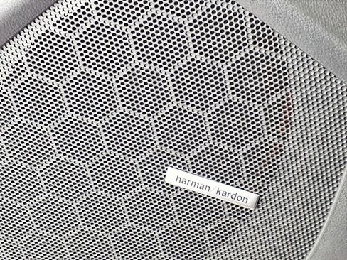 New 2026 Subaru Ascent Limited image 8