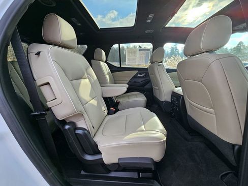 Certified 2023 Chevrolet Traverse Premier AWD/4WD image 45
