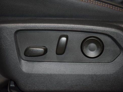 Used 2024 GMC Sierra 2500 AT4 w/ AT4 Premium Plus Package image 46