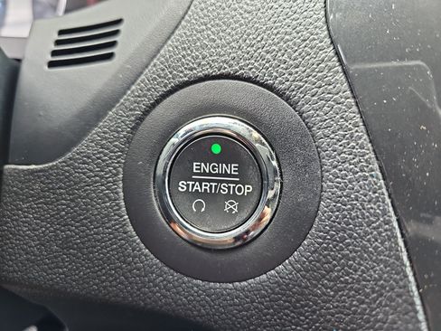 Used 2019 Ford Explorer XLT w/ Equipment Group 202A FWD image 30
