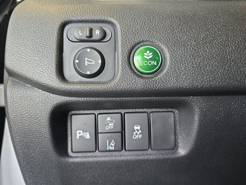 Used 2025 Honda Passport EX-L image 26