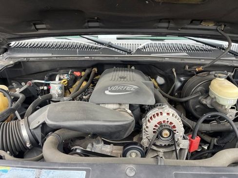 Used 2005 GMC Sierra 1500 SLE w/ Off-Road Package image 34