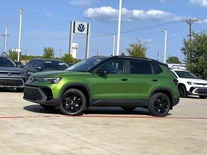 New 2026 Volkswagen Taos SE