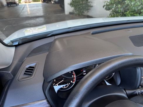 Used 2025 Nissan Altima 2.5 SV FWD image 35