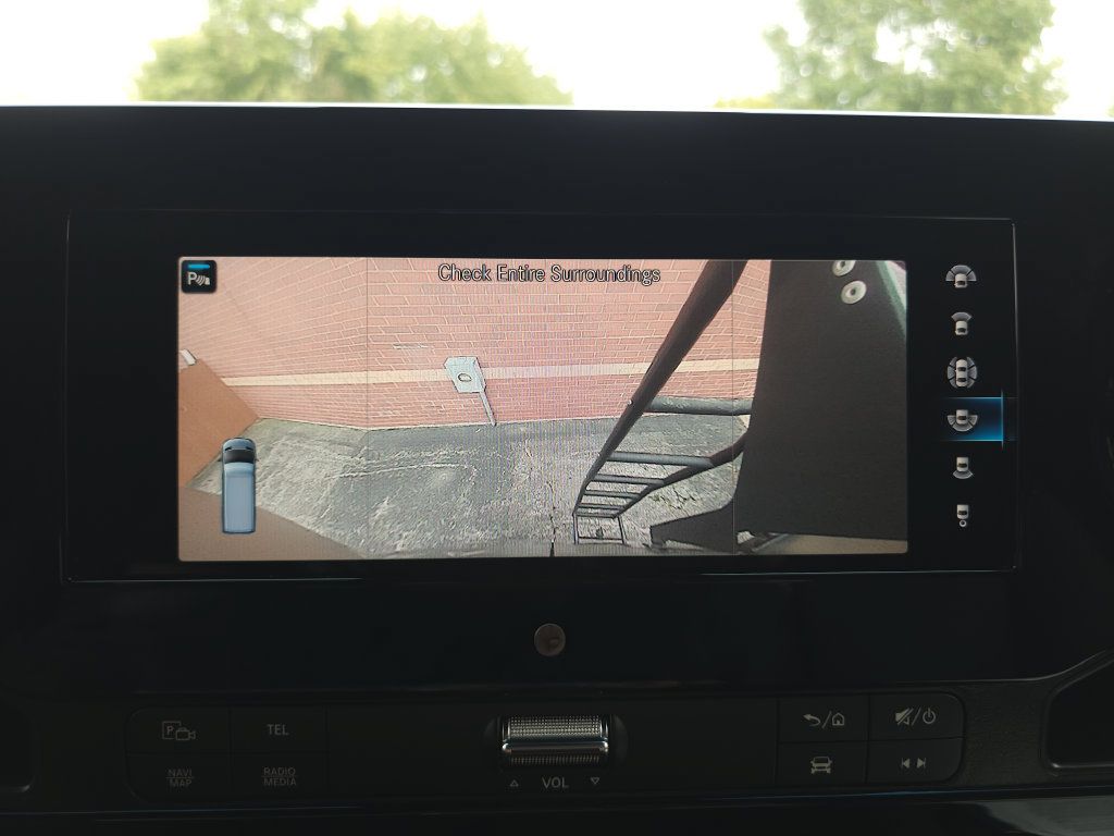 Used 2023 Mercedes-Benz Sprinter 2500 image 22