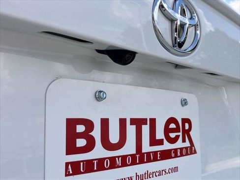 Certified 2025 Toyota RAV4 XLE AWD/4WD image 10