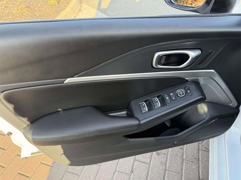 Certified 2024 Acura Integra image 9