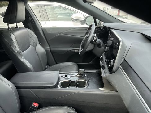 Certified 2024 Lexus RX 350 Premium w/ Accessory Package (Z1) image 10