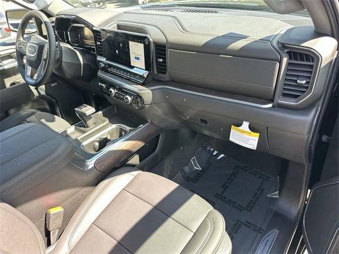 New 2026 GMC Sierra 1500 SLT w/ SLT Premium Plus Package image 28