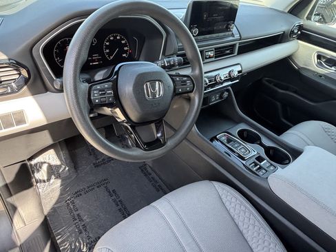 Certified 2023 Honda Pilot LX image 18