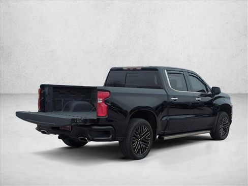Used 2021 Chevrolet Silverado 1500 High Country w/ Technology Package image 5