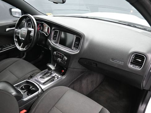 Used 2016 Dodge Charger R/T Scat Pack image 44