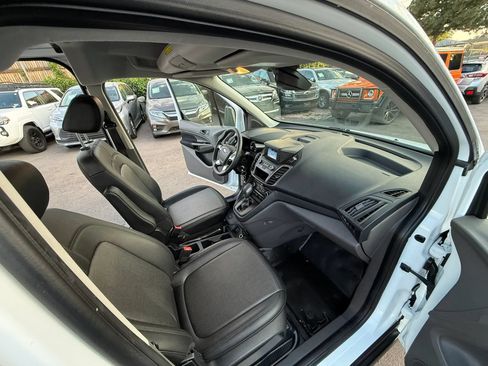 Used 2020 Ford Transit Connect XL FWD image 19