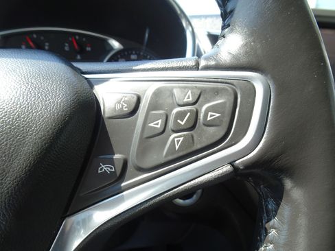 Used 2022 Chevrolet Equinox LT image 23