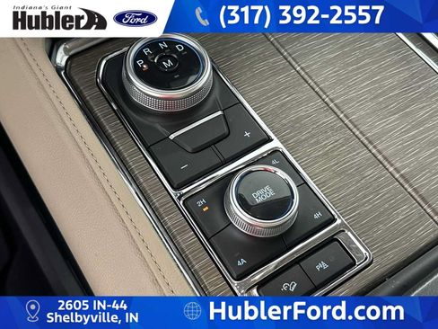 Used 2023 Ford Expedition Limited AWD/4WD image 31