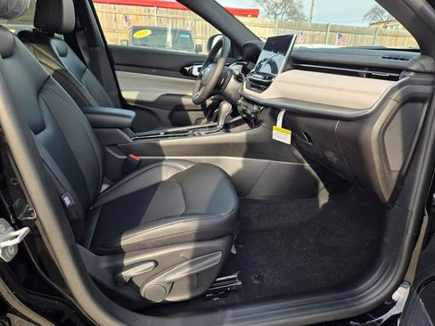 New 2026 Jeep Compass Limited w/ Sun, Sound & Navigation Group image 5