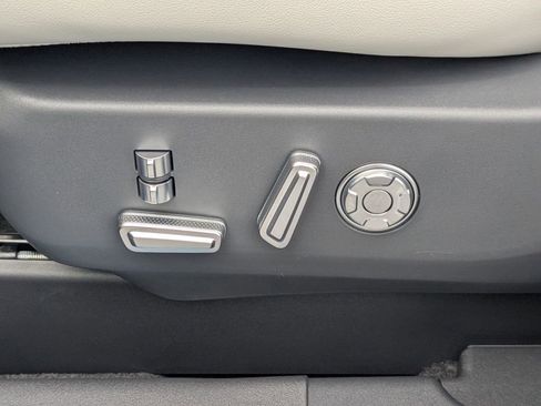 New 2026 Lincoln Nautilus Reserve image 20