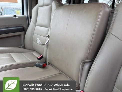 Used 2010 Ford F350 Lariat image 25