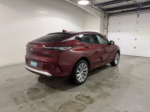 Certified 2024 Buick Envista Avenir image 6