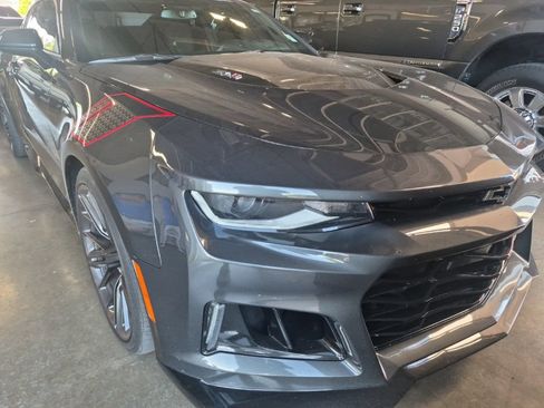 Used 2018 Chevrolet Camaro ZL1 RWD image 26