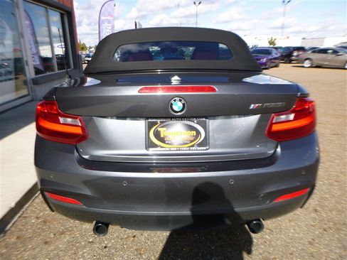 Used 2015 BMW M235i Convertible image 28